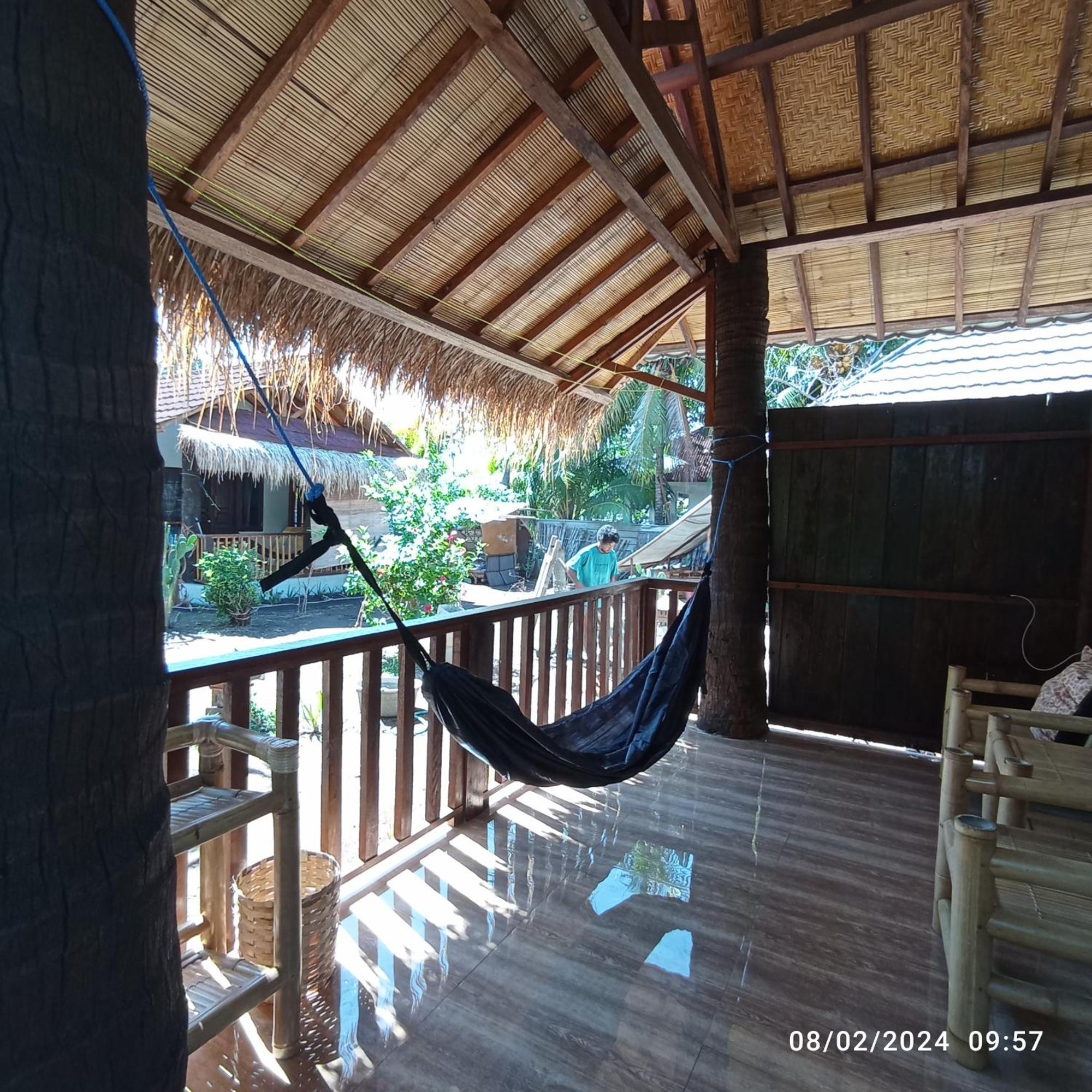 Tangga Bungalows Gili Air Esterno foto