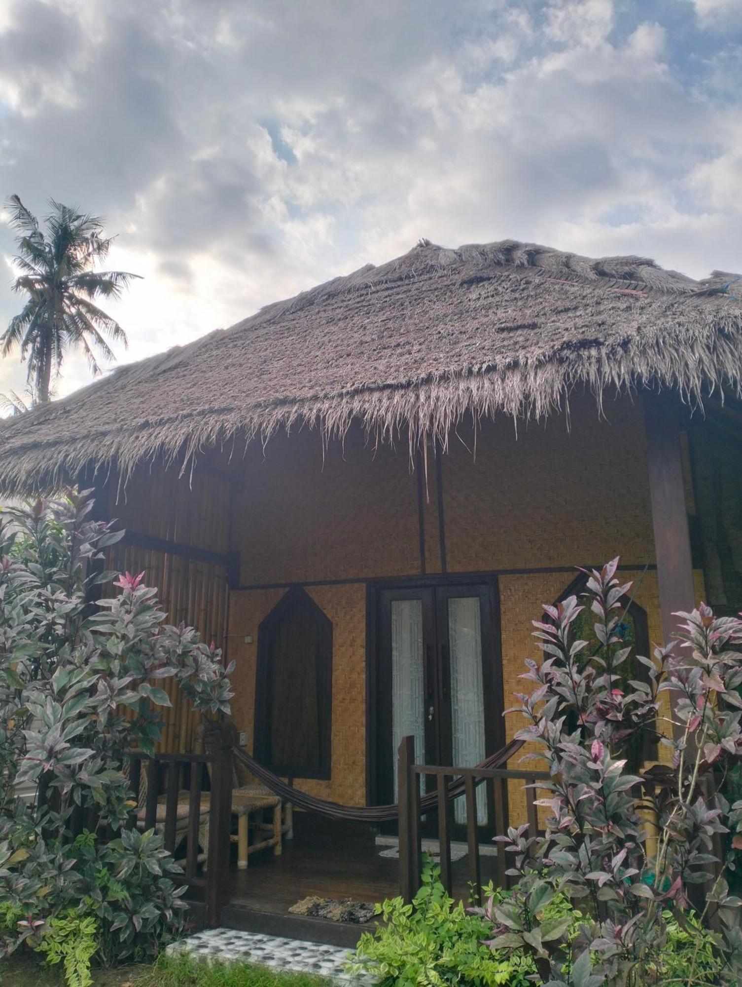 Tangga Bungalows Gili Air Esterno foto